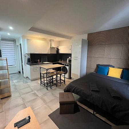Studio Confortable Avec Balcon Вільнев-сюр-Лот Екстер'єр фото